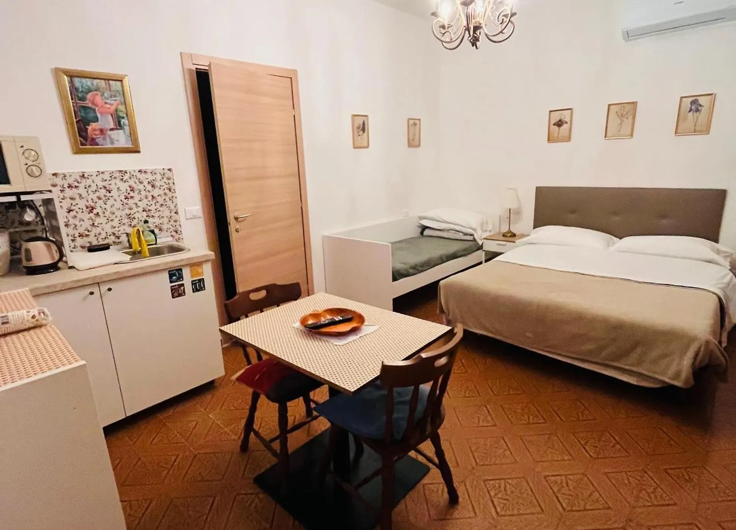 Pisa House B&B 0*,