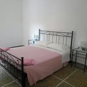 Hostel B&B Bed & Breakfast